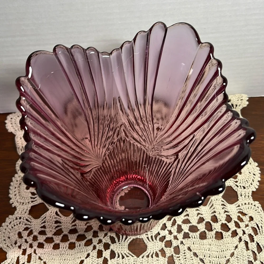 Fenton Dusty Rose Cranberry Ruffled Tulip Vase – 1970s Art Glass Collectible